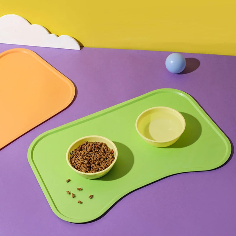 Ultimate Silicone Waterproof Pet Mat - Perfect Feeding & Drinking Pad for Dogs and Cats, Ideal for Indoor & Outdoor Use